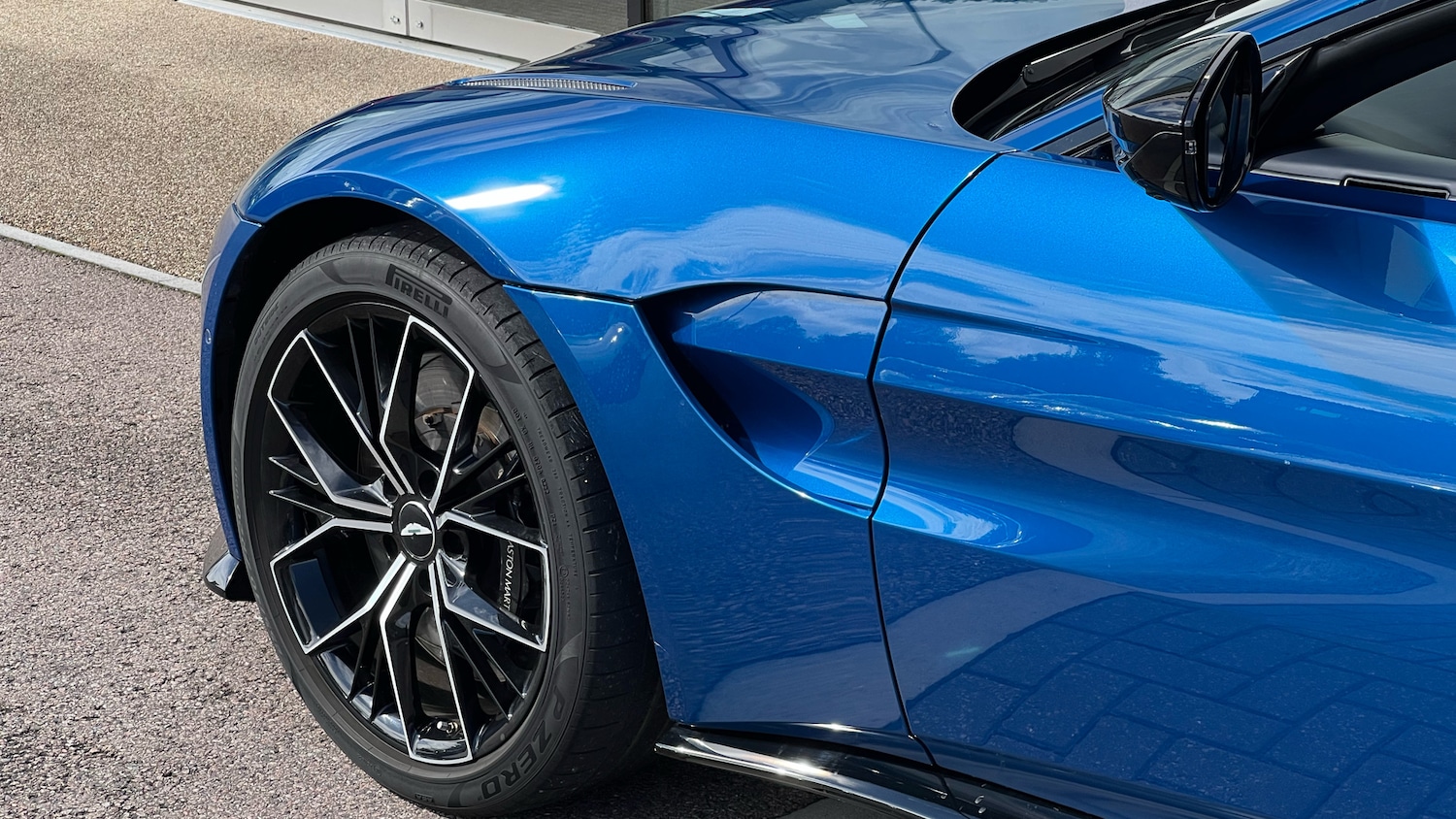 Used Aston Martin Vantage 2022 for sale - 75899045: Photo 9
