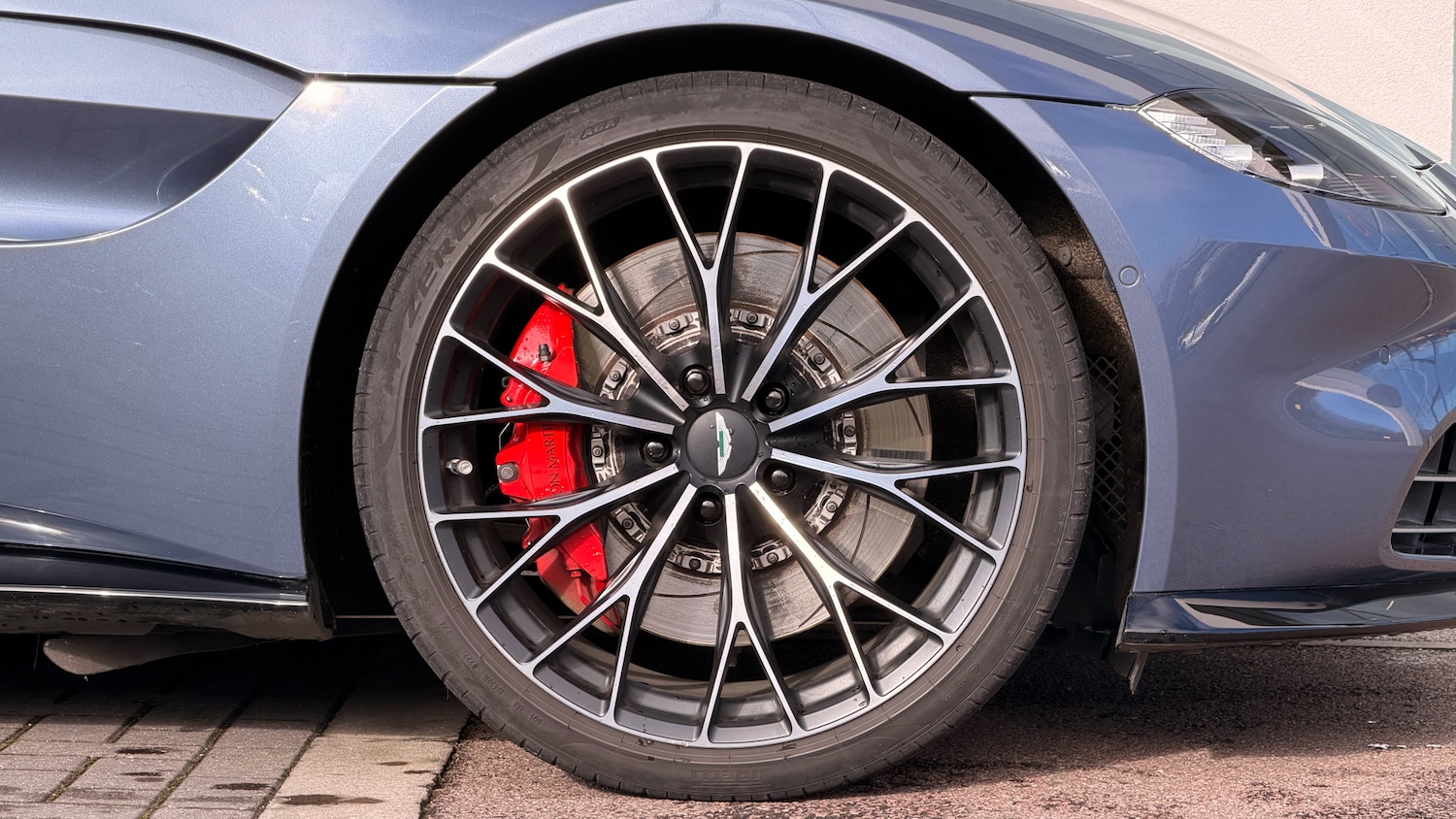 Used Aston Martin Vantage 2022 for sale - 77655972: Photo 4