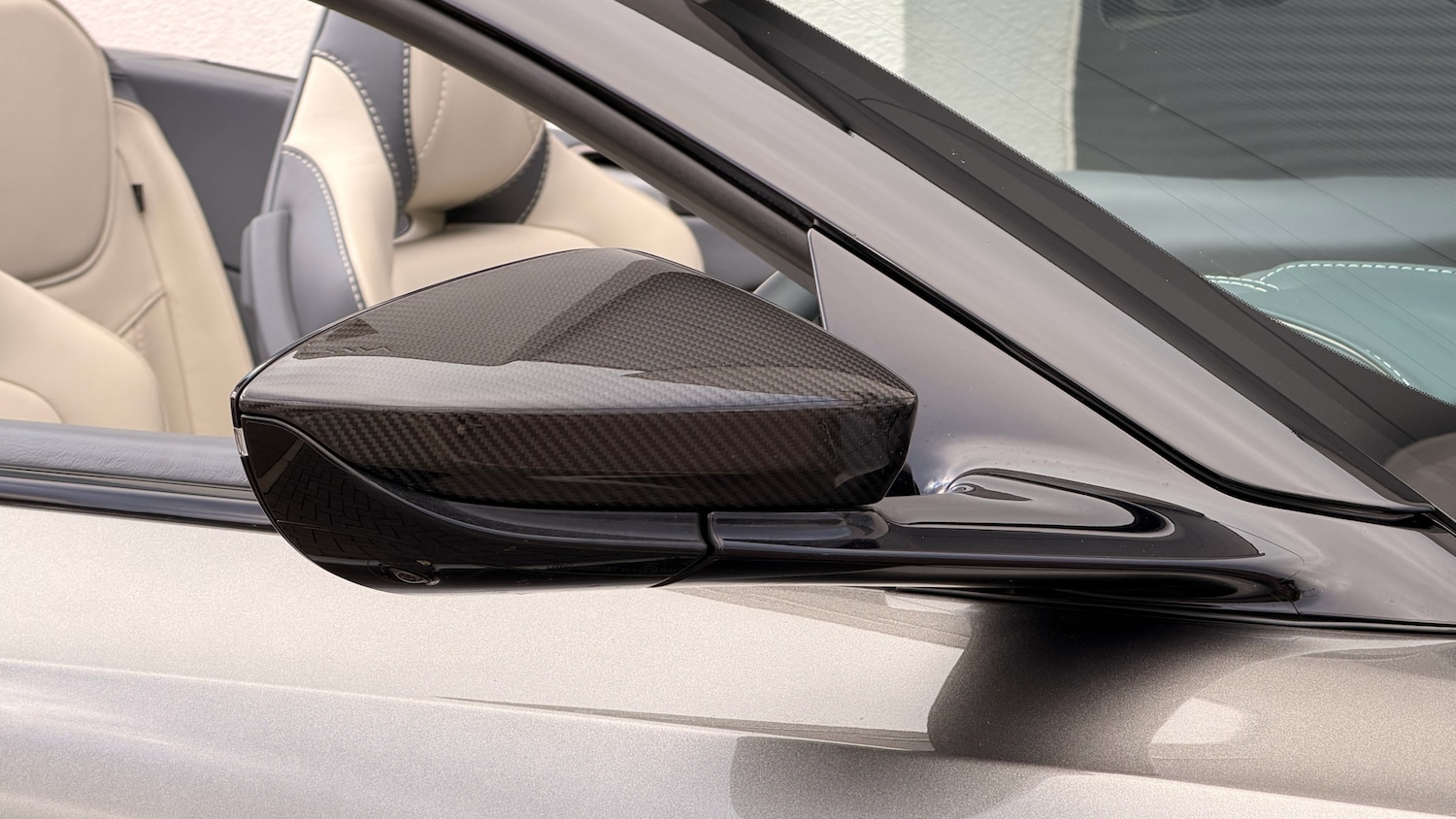 Used Aston Martin DBS 2021 for sale - 76712337: Photo 20