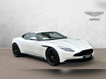 Used Aston Martin DB11 2017 for sale - 79739944: Photo