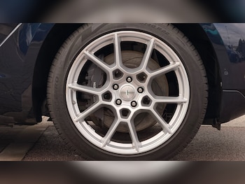 Used Aston Martin DBX 2020 for sale - 78945095: Photo