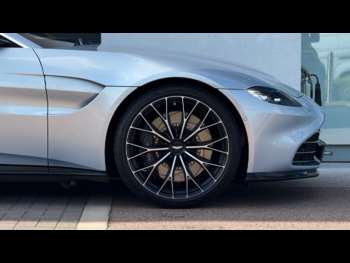 Used Aston Martin Vantage 2022 for sale - 74846886: Photo