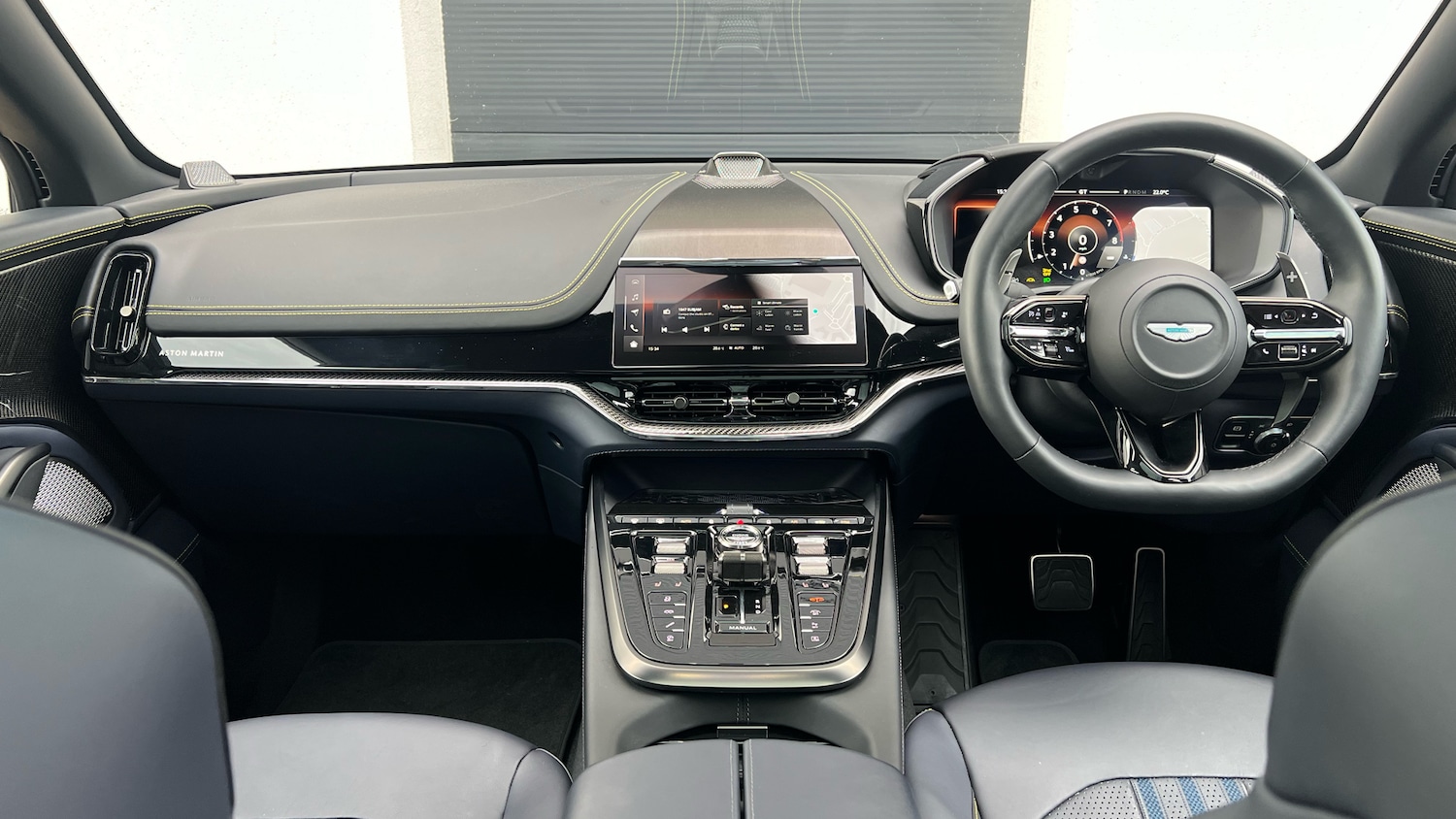 Used Aston Martin DBX 2025 for sale - 77937734: Photo 10