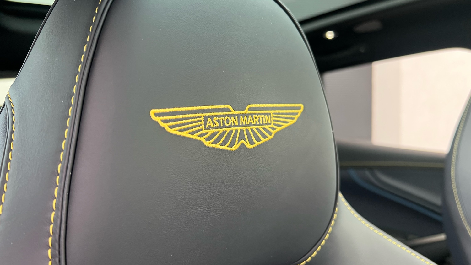 Used Aston Martin DBX 2025 for sale - 77937734: Photo 5