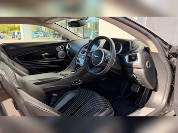 Used Aston Martin DB11 2019 for sale - 78945063: Photo
