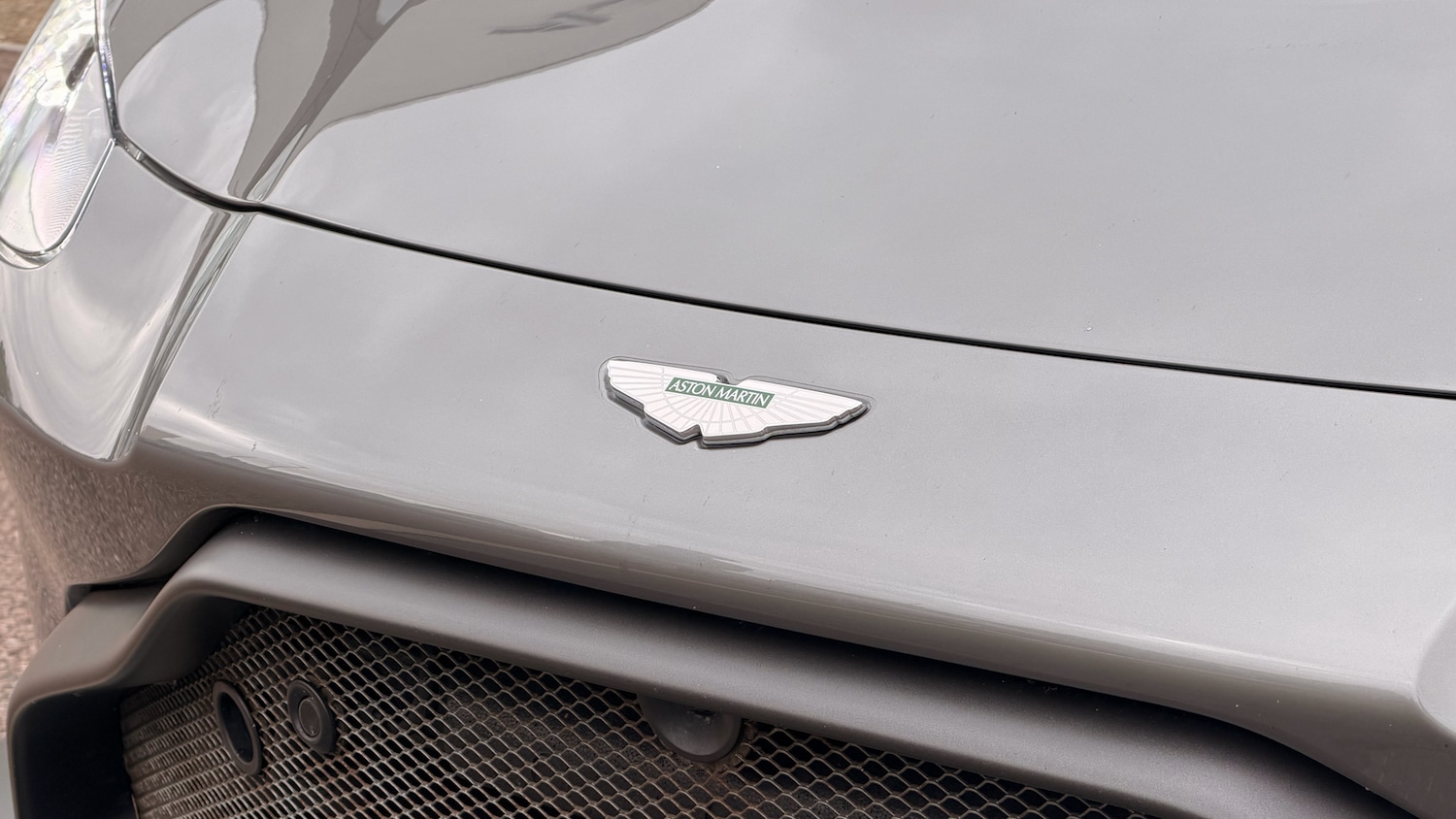 Used Aston Martin Vantage 2019 for sale - 76082125: Photo 25