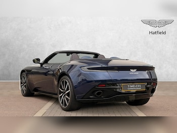 Used Aston Martin DB11 2018 for sale - 76257866: Photo