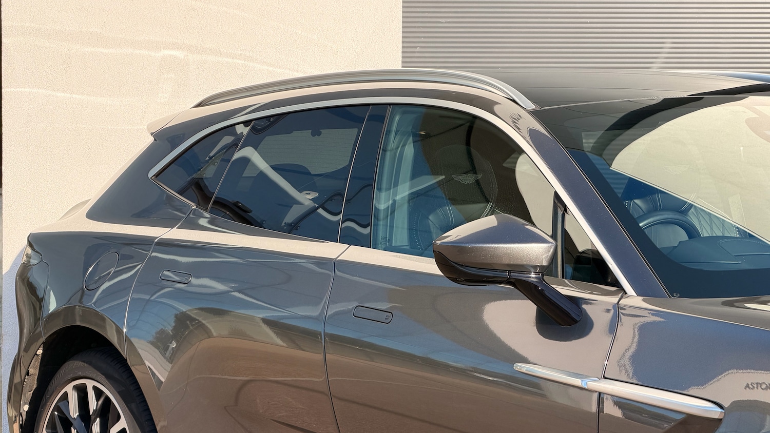 Used Aston Martin DBX 2024 for sale - 76106984: Photo 15