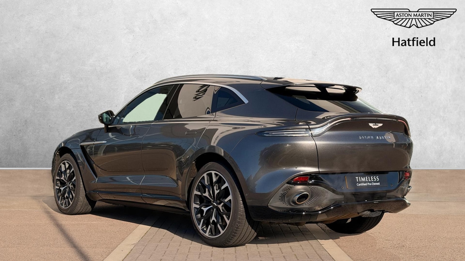 Used Aston Martin DBX 2024 for sale - 76106984: Photo 2