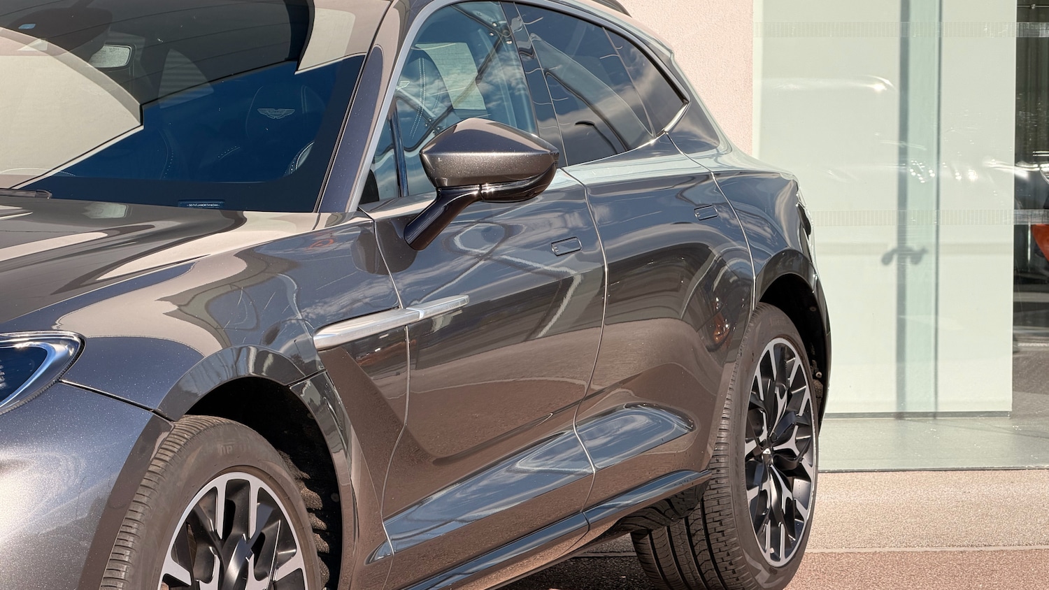 Used Aston Martin DBX 2024 for sale - 76106984: Photo 24