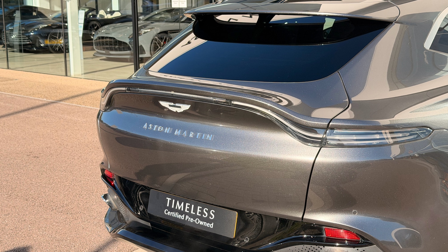 Used Aston Martin DBX 2024 for sale - 76106984: Photo 8