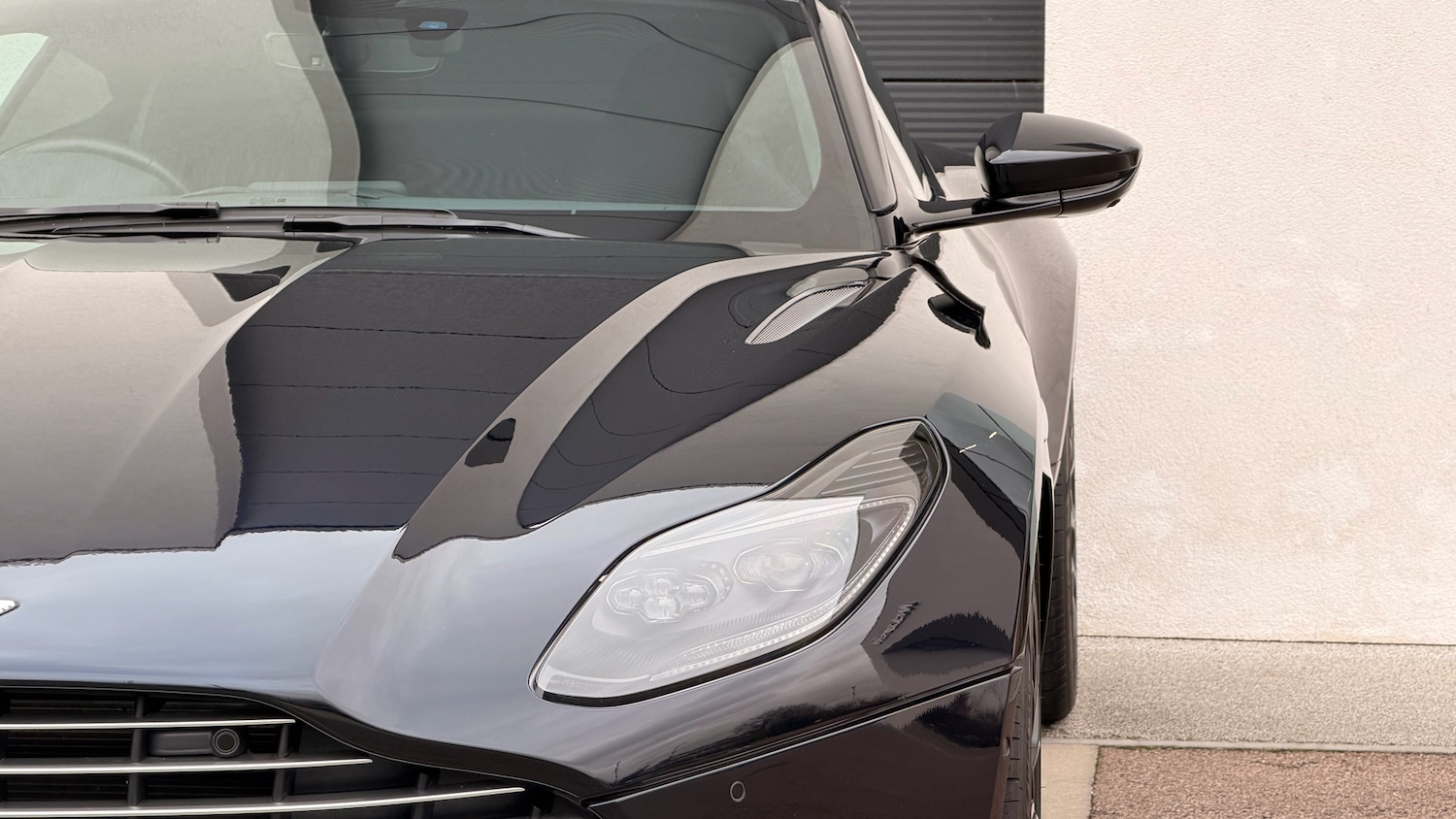 Used Aston Martin DB11 2022 for sale - 76836823: Photo 21