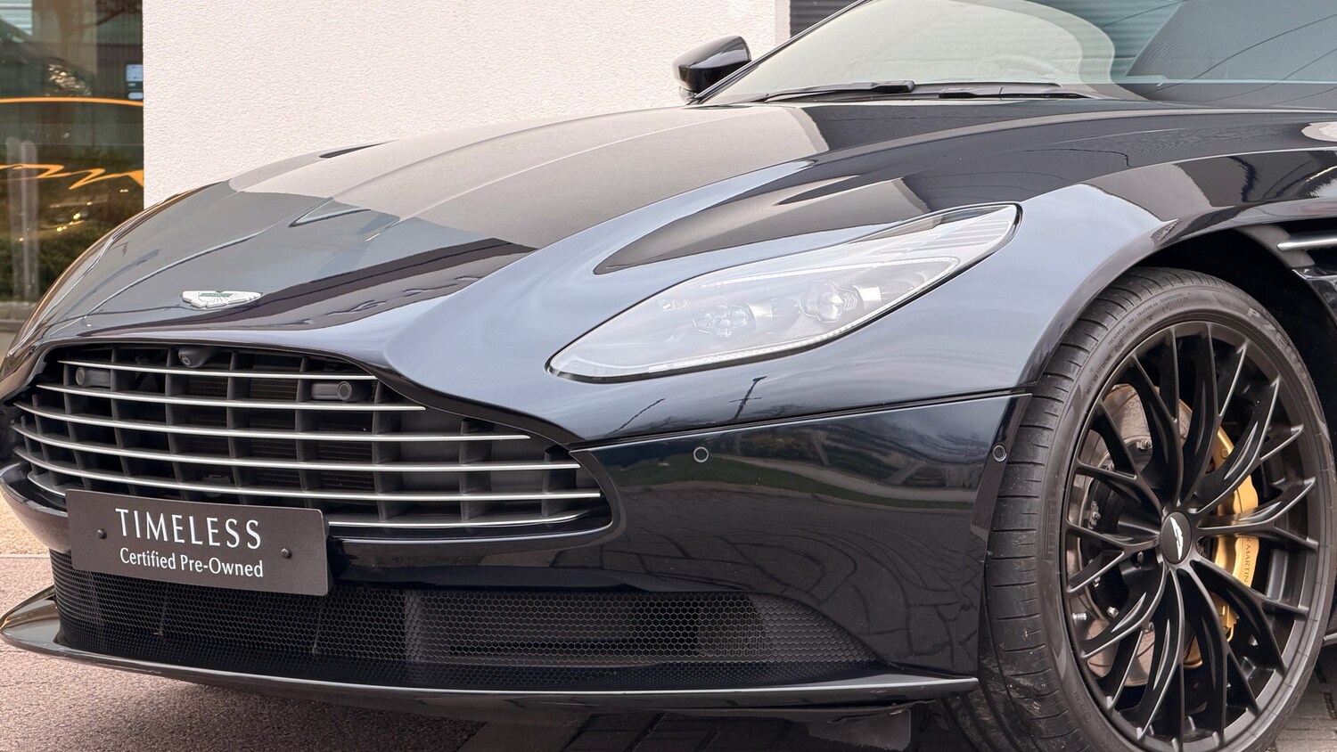 Used Aston Martin DB11 2022 for sale - 76836823: Photo 25