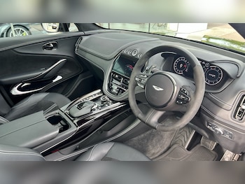 Used Aston Martin DBX 2024 for sale - 79267032: Photo