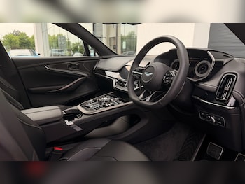 Used Aston Martin DBX 2025 for sale - 78694457: Photo