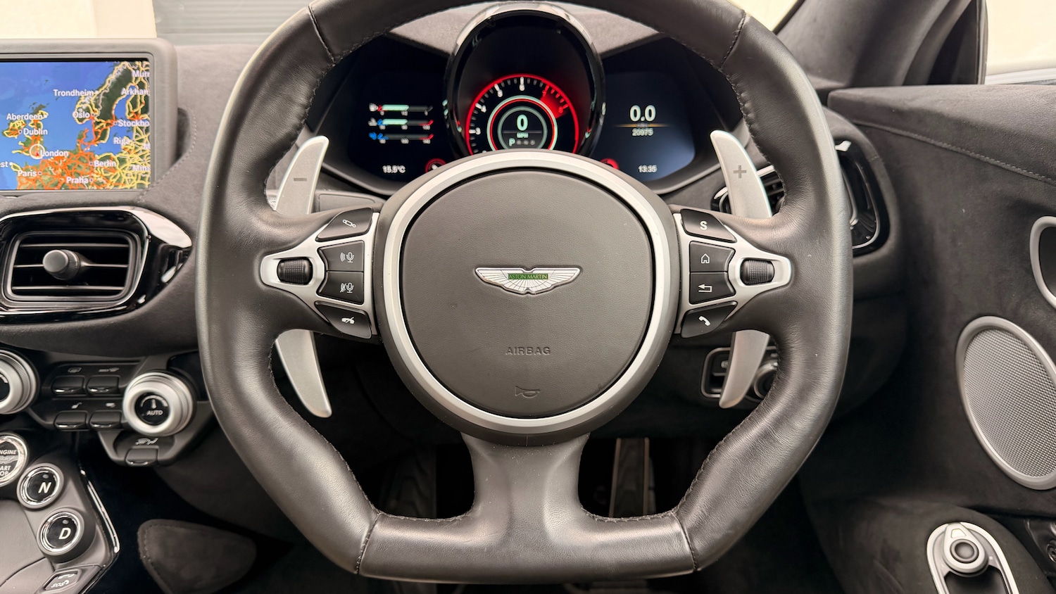 Used Aston Martin Vantage 2019 for sale - 76910975: Photo 11