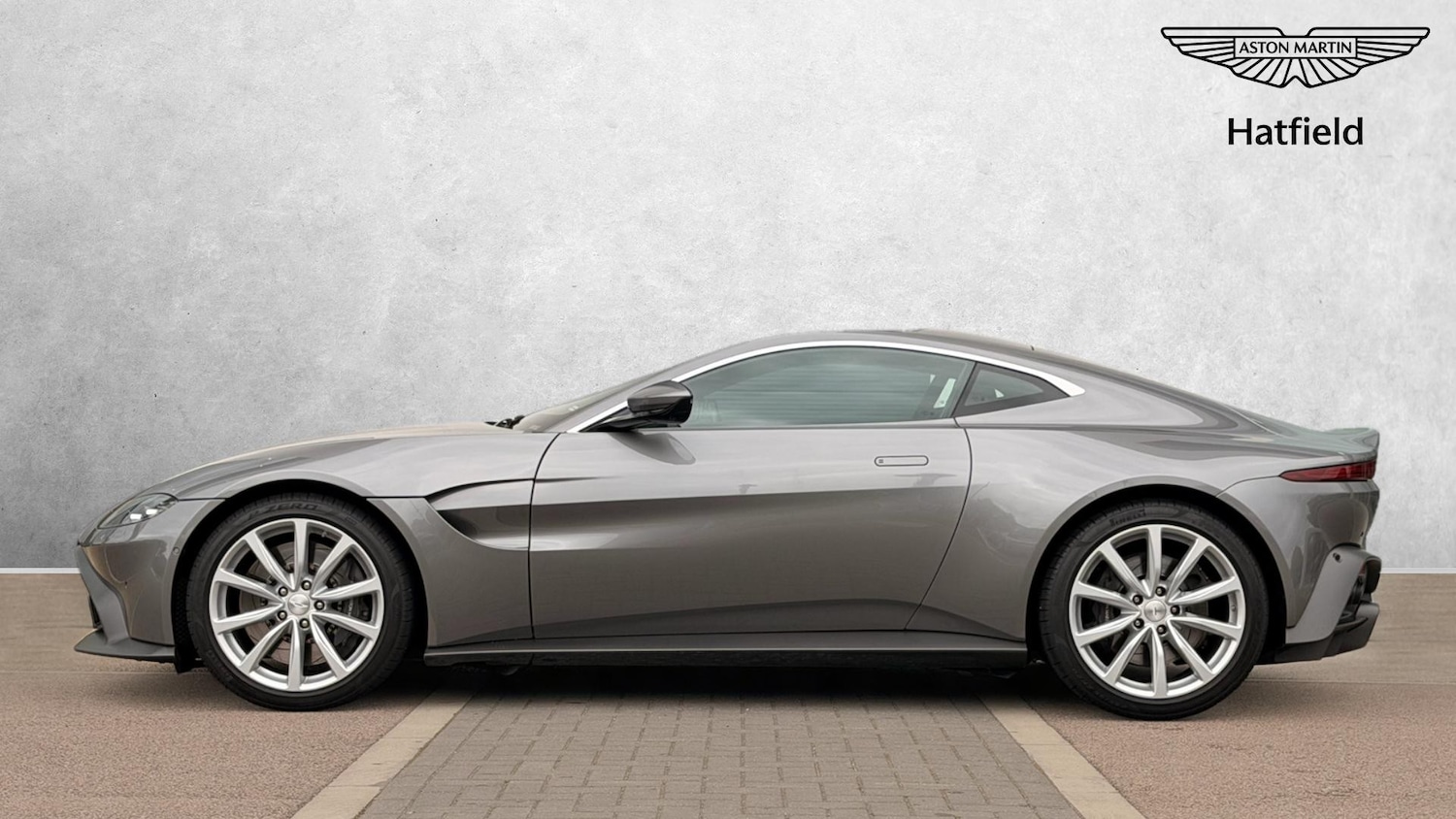 Used Aston Martin Vantage 2019 for sale - 76910975: Photo 13