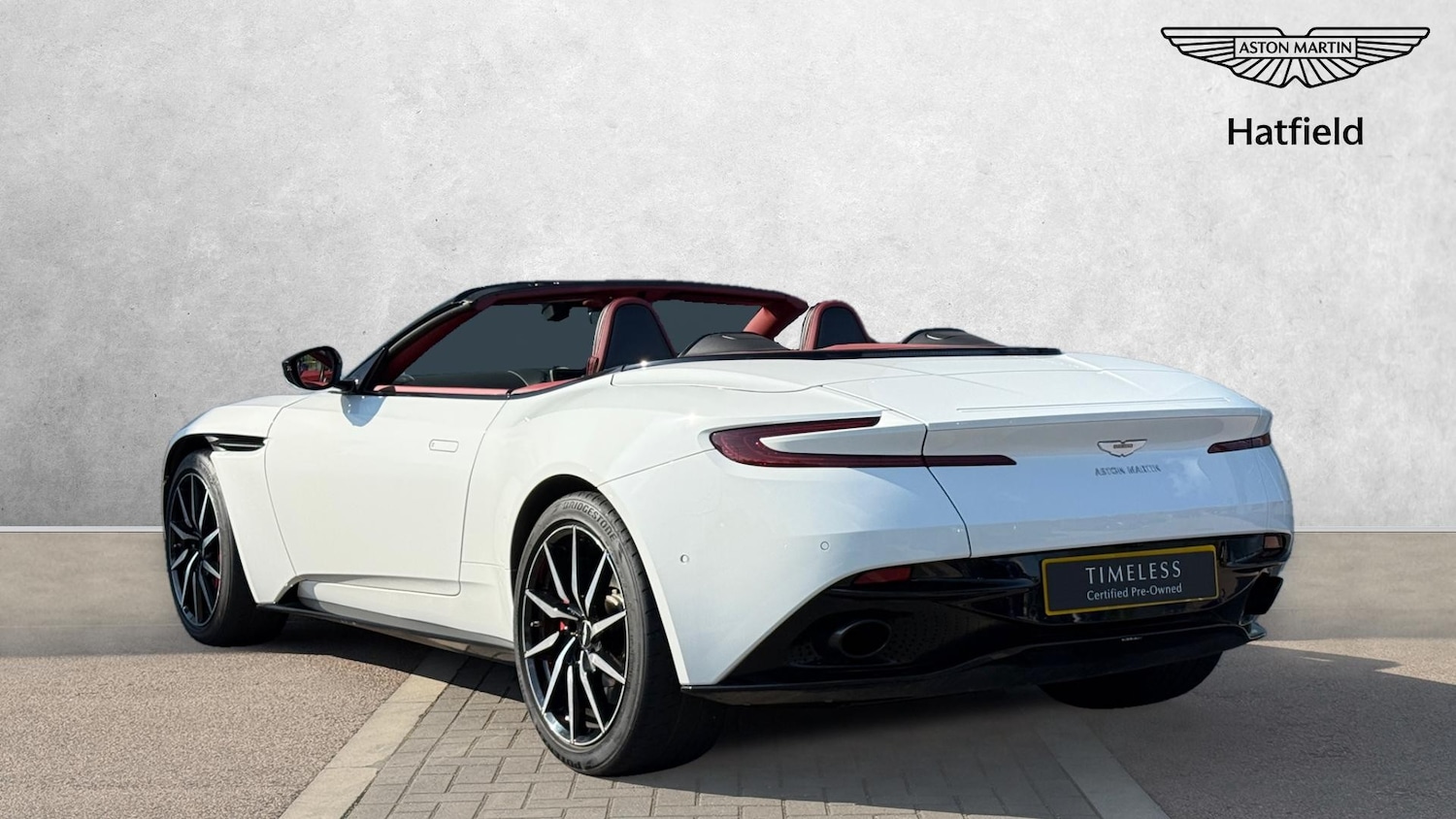 Used Aston Martin DB11 2018 for sale - 77303542: Photo 2