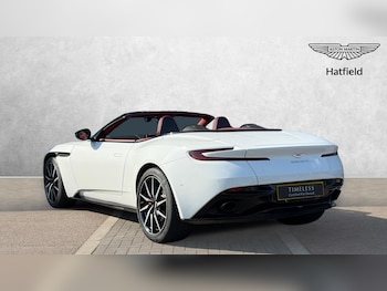 Used Aston Martin DB11 2018 for sale - 77303542: Photo
