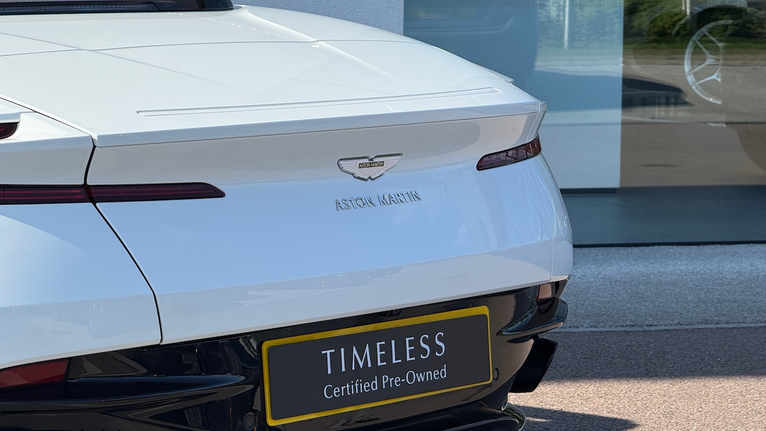 Used Aston Martin DB11 2018 for sale - 77303542: Photo 8