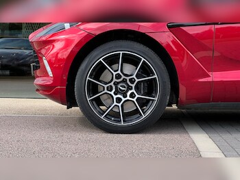 Used Aston Martin DBX 2021 for sale - 75962824: Photo