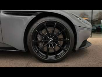 Used Aston Martin DB11 2019 for sale - 74677006: Photo