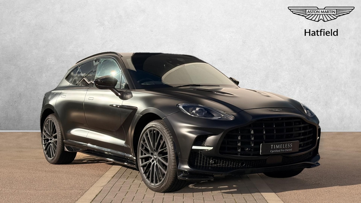 Used Aston Martin DBX 2022 for sale - 76334923: Photo 1