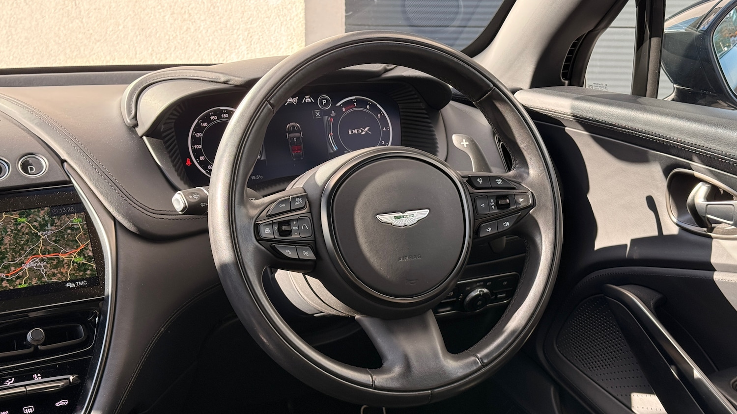Used Aston Martin DBX 2022 for sale - 76334923: Photo 11