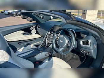 Used Aston Martin DBS 2020 for sale - 79142987: Photo