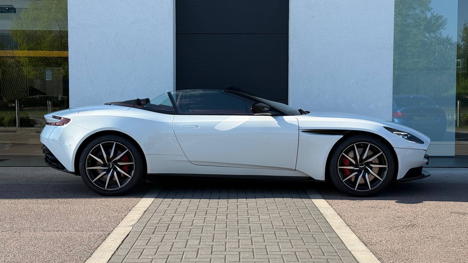 Used Aston Martin DB11 for sale - 76470943: Photo 16