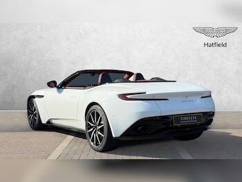Used Aston Martin DB11 2018 for sale - 76470943: Photo