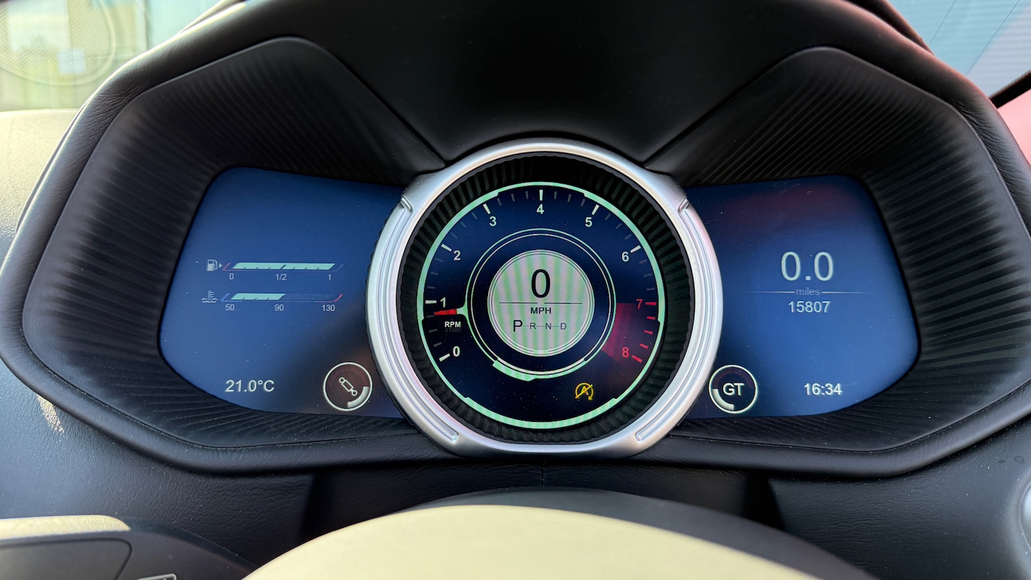 Used Aston Martin DB11 for sale - 76470943: Photo 6