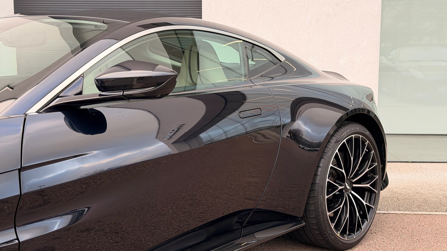 Used Aston Martin Vantage 2023 for sale - 77494623: Photo 23