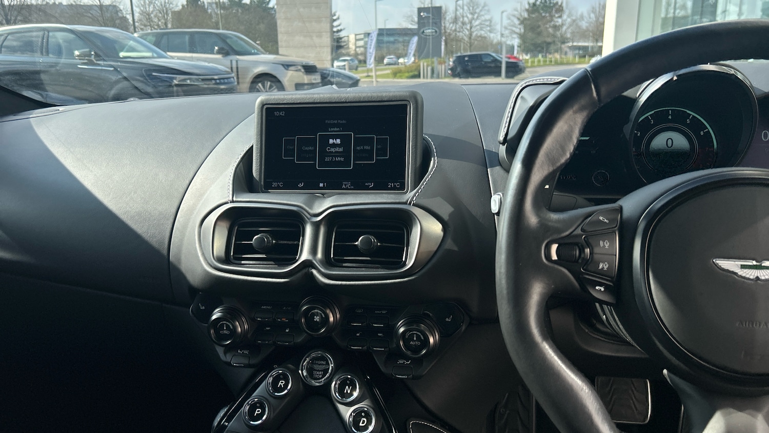 Used Aston Martin Vantage 2021 for sale - 78084313: Photo 10