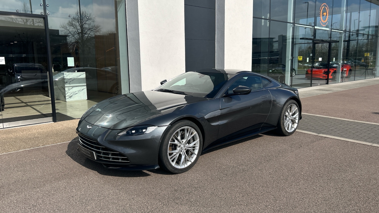 Used Aston Martin Vantage 2021 for sale - 78084313: Photo 15