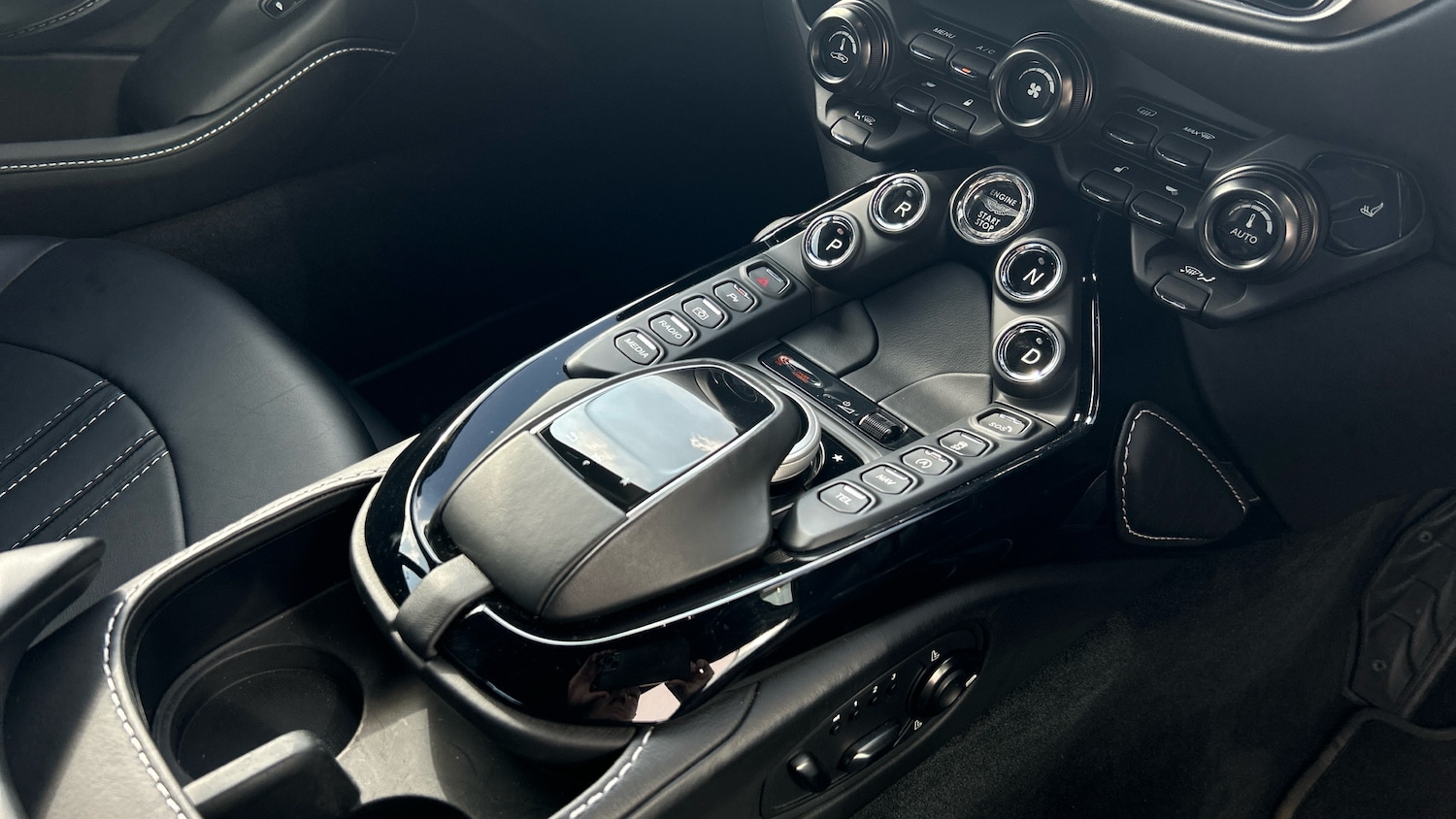 Used Aston Martin Vantage 2021 for sale - 78084313: Photo 21