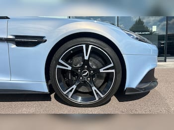 Used Aston Martin Vanquish 2017 for sale - 79630206: Photo