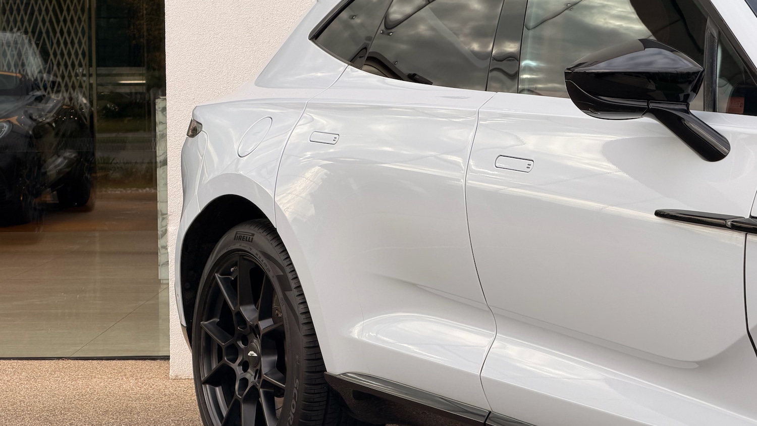 Used Aston Martin DBX 2022 for sale - 76470955: Photo 15