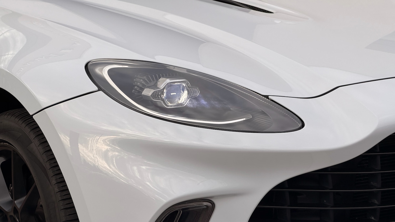 Used Aston Martin DBX 2022 for sale - 76470955: Photo 17