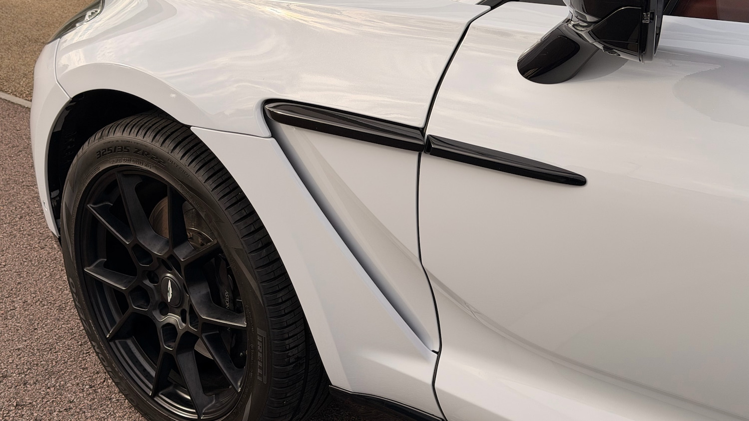 Used Aston Martin DBX 2022 for sale - 76470955: Photo 9