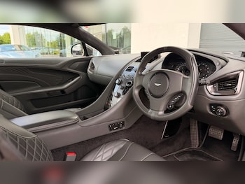 Used Aston Martin Vanquish 2017 for sale - 78660010: Photo