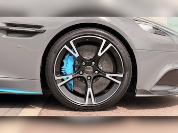 Used Aston Martin Vanquish 2017 for sale - 78660010: Photo