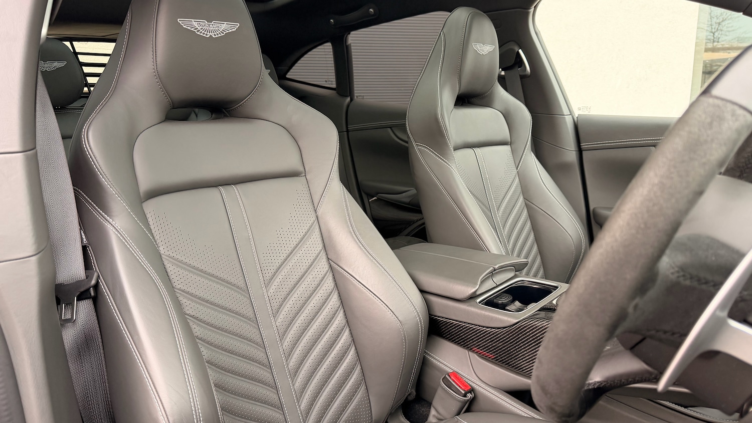 Used Aston Martin DBX for sale - 78004730: Photo 12