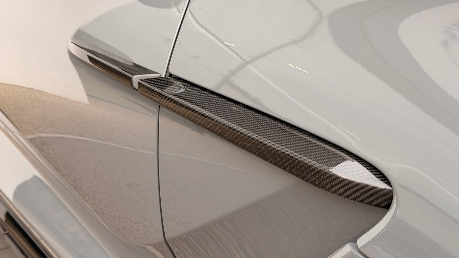 Used Aston Martin DBX for sale - 78004730: Photo 25