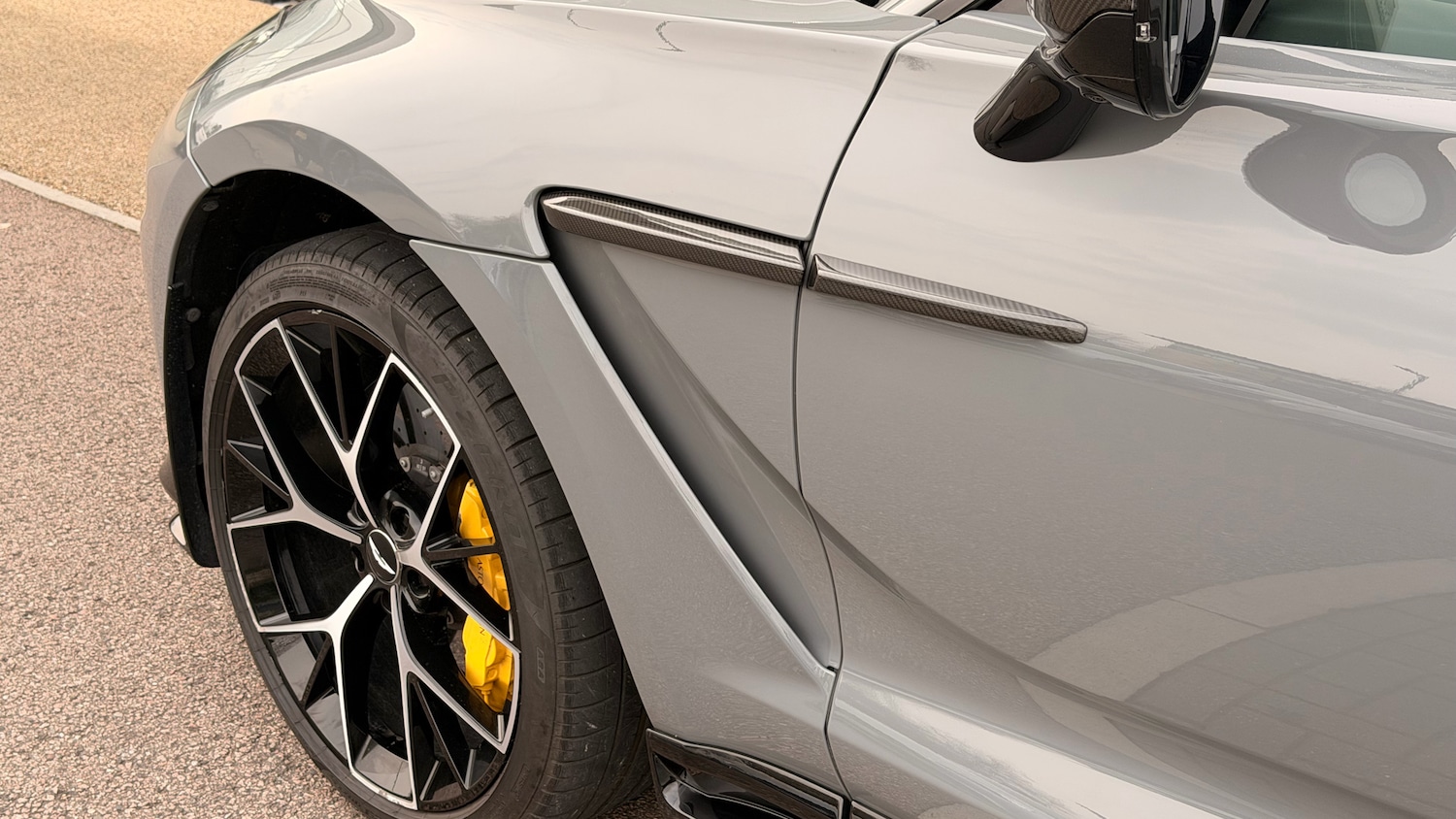 Used Aston Martin DBX for sale - 78004730: Photo 9