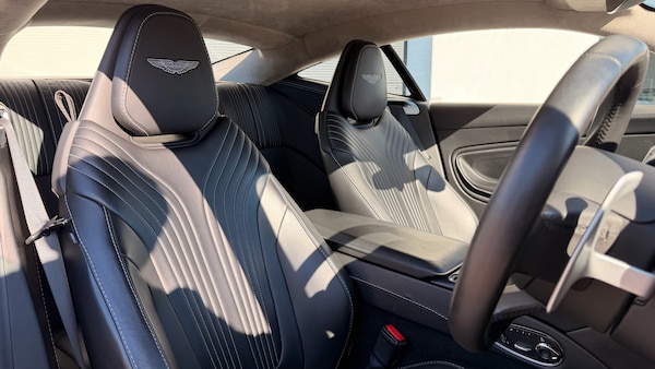 Used Aston Martin DB11 2019 for sale - 76119543: Photo 12
