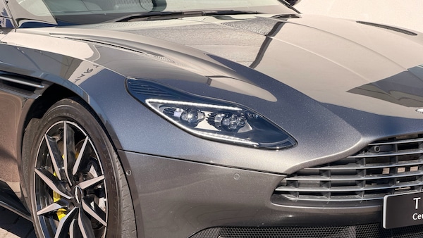 Used Aston Martin DB11 2019 for sale - 76119543: Photo 15