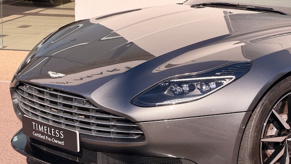 Used Aston Martin DB11 2019 for sale - 76119543: Photo 24