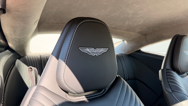 Used Aston Martin DB11 2019 for sale - 76119543: Photo 5