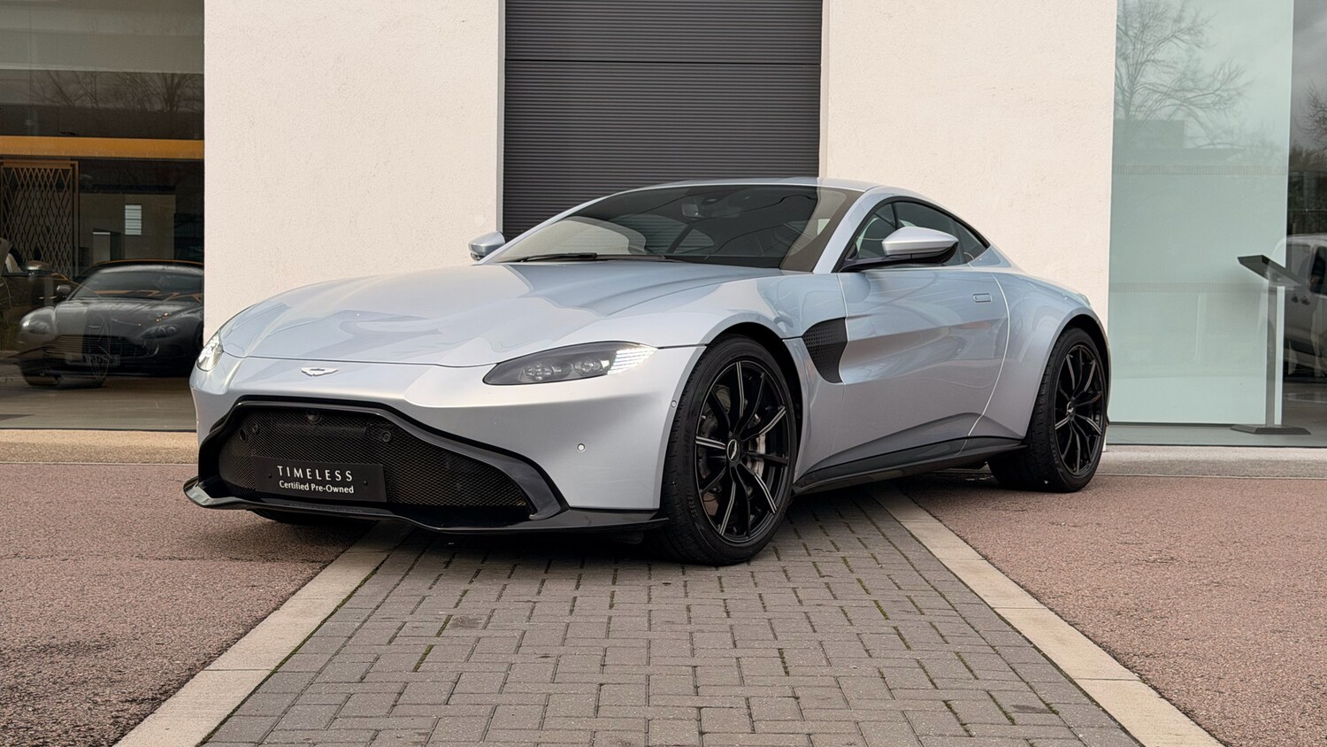 Used Aston Martin Vantage 2019 for sale - 76510584: Photo 21